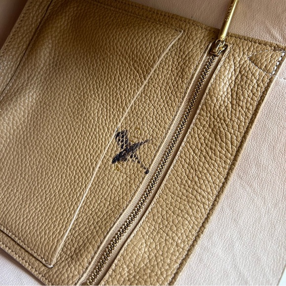 Cuyana Small Structured Leather Tote Tan Beige - Picture 7 of 11